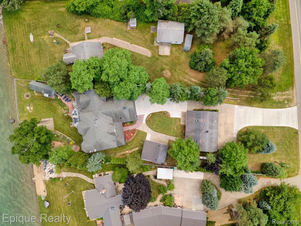 3864 Lakeshore Road Forestville Village, MI 48427
