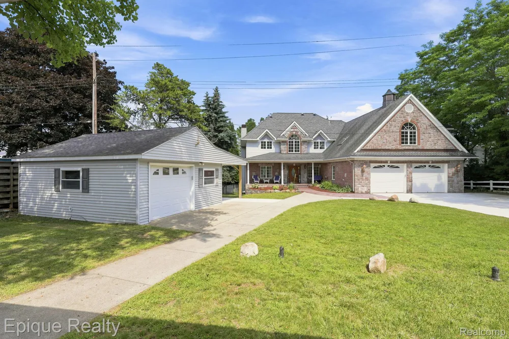 3864 Lakeshore Road Forestville Village, MI 48427