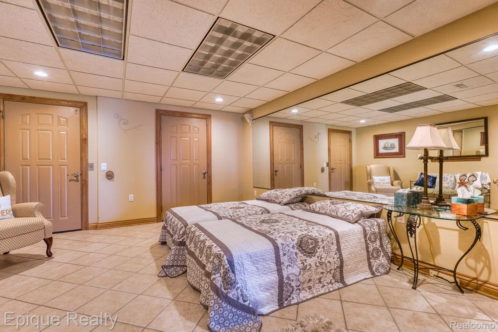 3864 Lakeshore Road Forestville Village, MI 48427