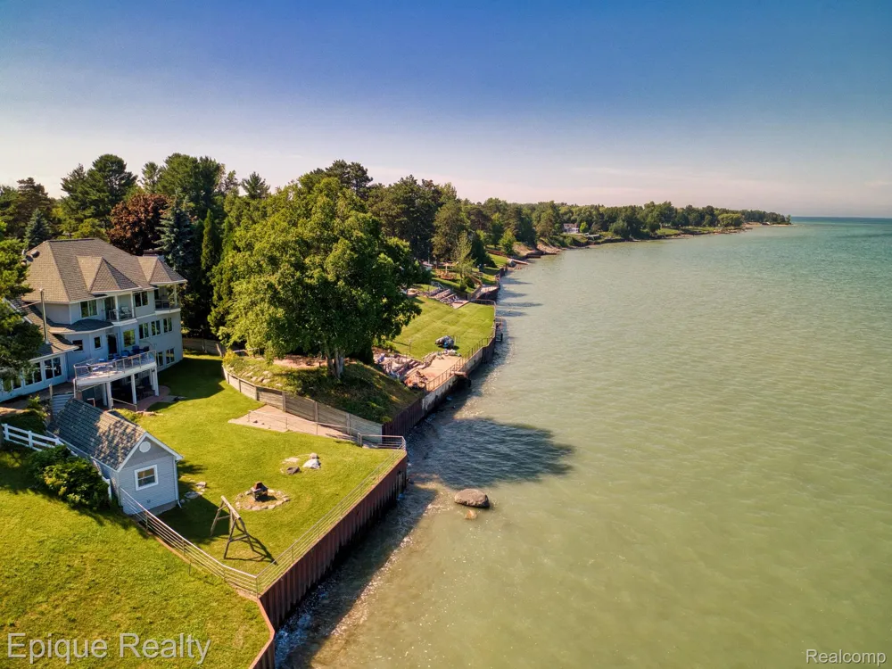 3864 Lakeshore Road Forestville Village, MI 48427