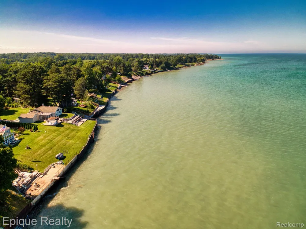 3864 Lakeshore Road Forestville Village, MI 48427