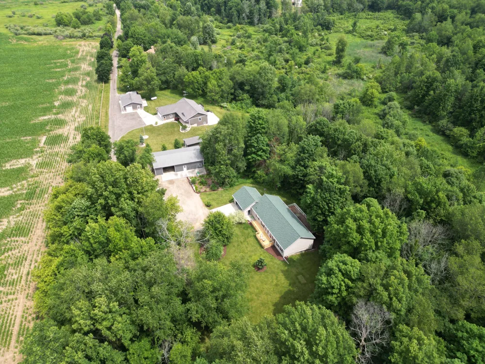 5441 Crooked Crk Road Berlin Township, MI 48881