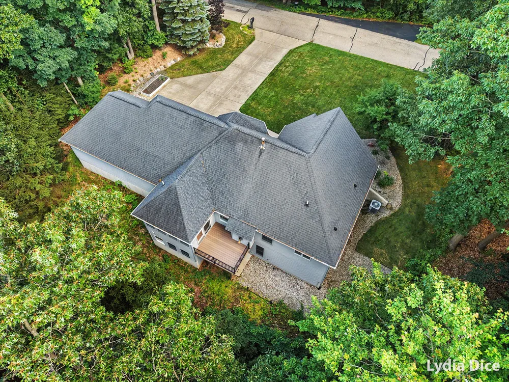 4282 Knapp Valley Court NE Grand Rapids Charter Township, MI 49525