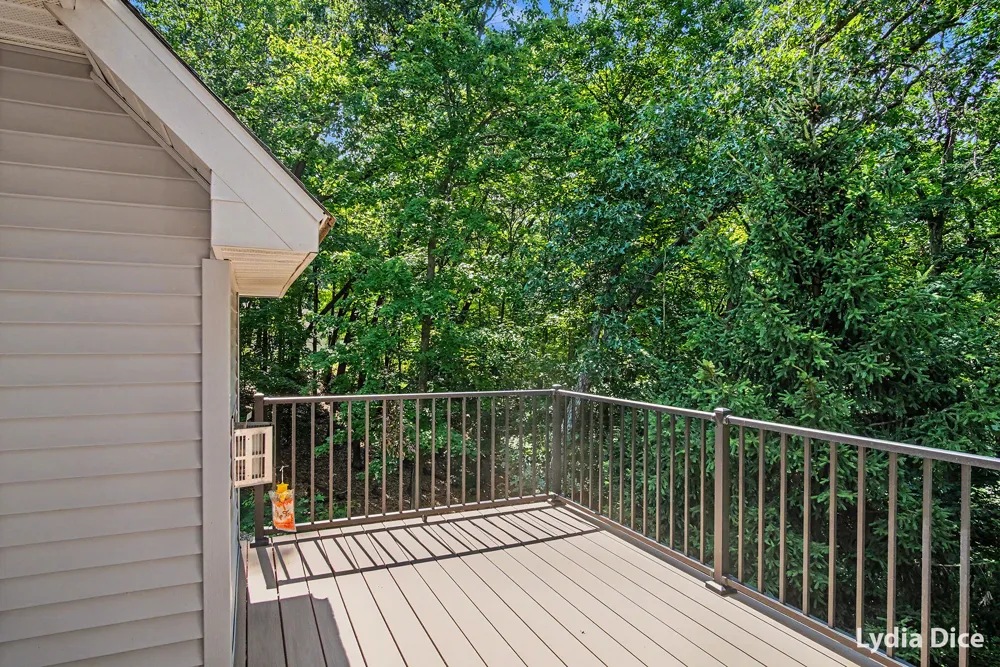 4282 Knapp Valley Court NE Grand Rapids Charter Township, MI 49525