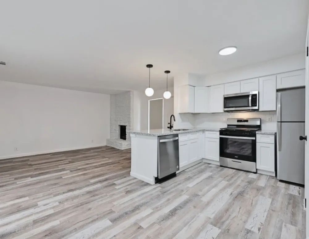 2303 Cedrick Cove #C Austin, TX 78748