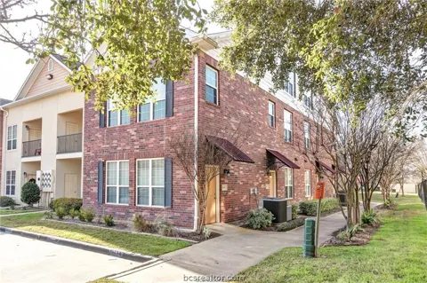 801 Luther Street W #1401