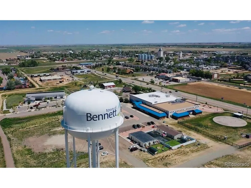 435 Wildflower Court Bennett, CO 80102