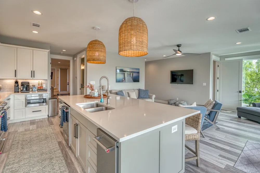 1597 Glen Cove Drive Kingsland, TX 78639