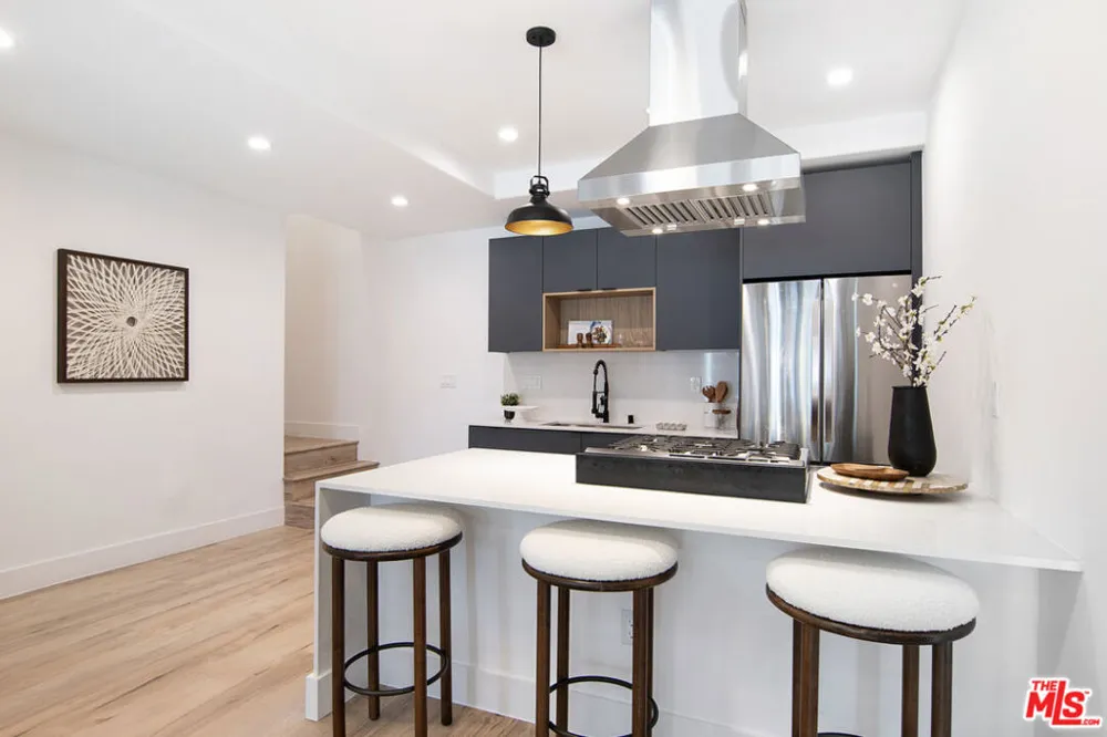 1236 Fairfax Avenue #1 West Hollywood, CA 90046