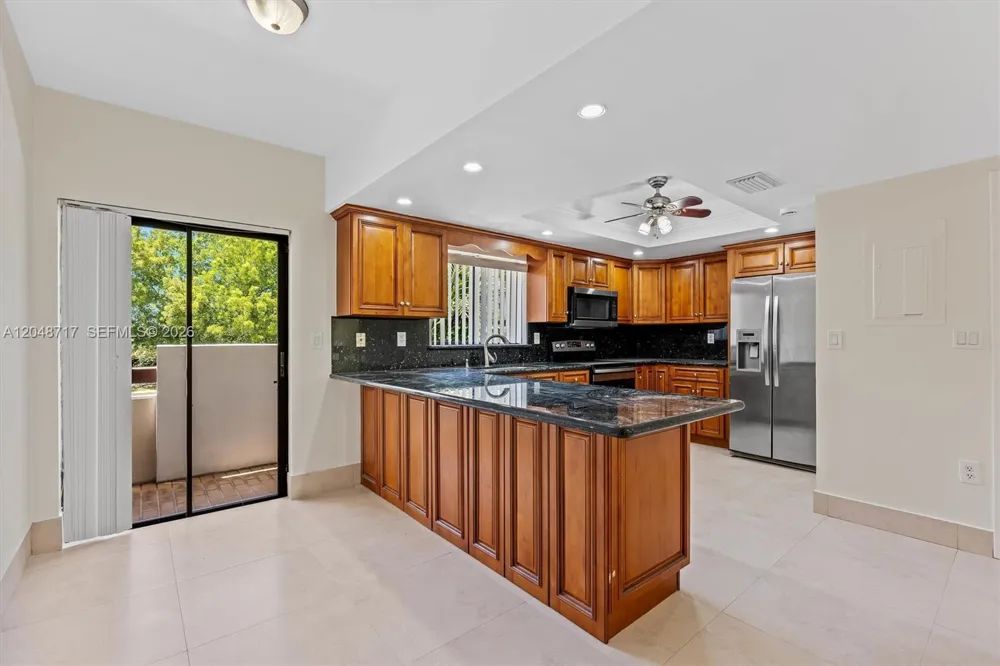 2525 NE 135th St North Miami, FL 33181