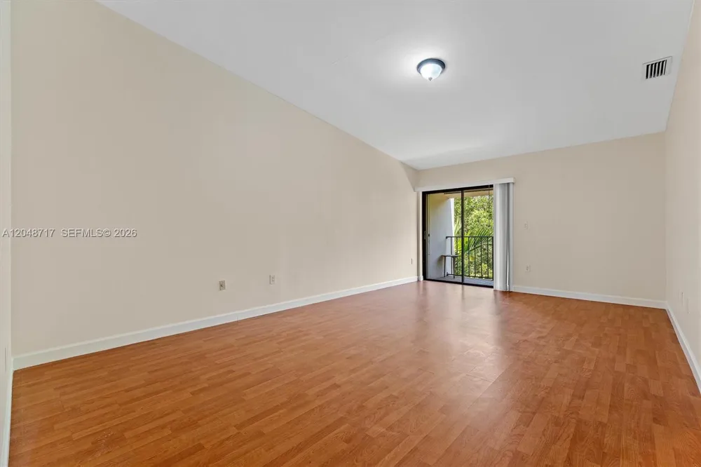 2525 NE 135th St North Miami, FL 33181