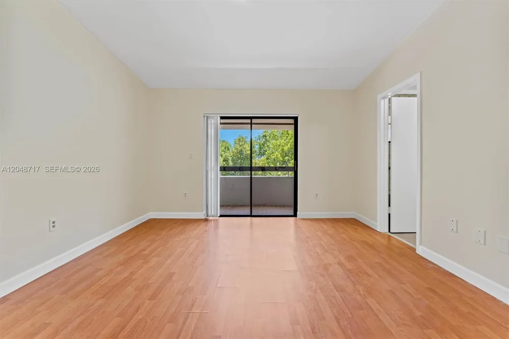2525 NE 135th St North Miami, FL 33181