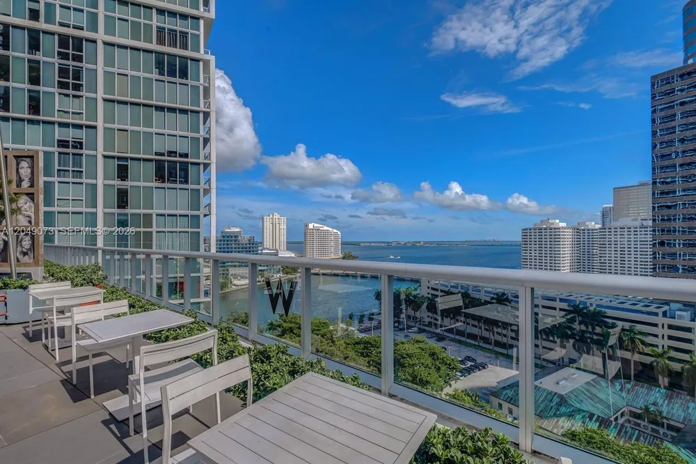 485 Brickell Ave #2908 Miami, FL 33131