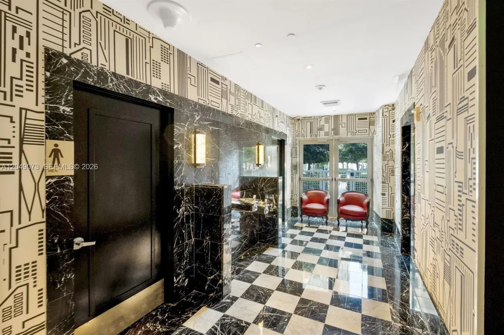 485 Brickell Ave #2908 Miami, FL 33131