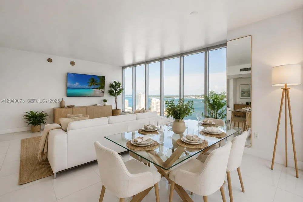 485 Brickell Ave #2908 Miami, FL 33131