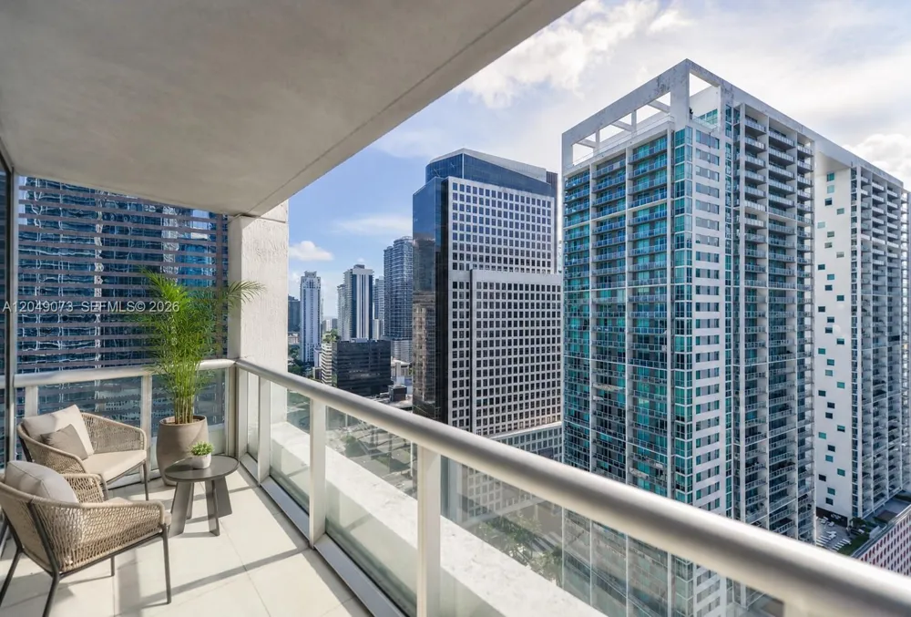 485 Brickell Ave #2908 Miami, FL 33131
