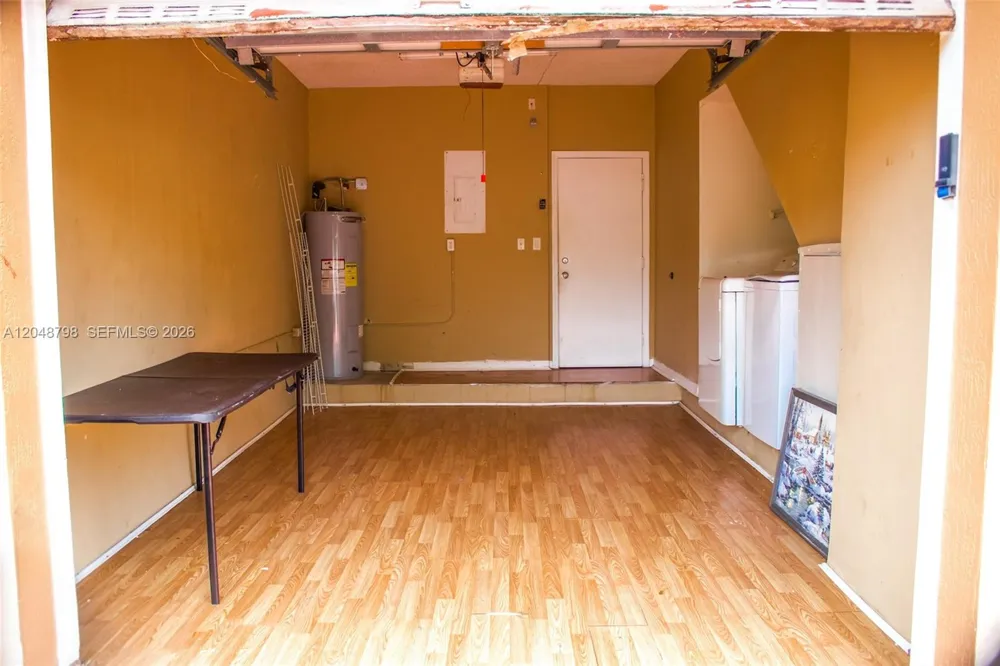 16102 NW 22nd St Pembroke Pines, FL 33028