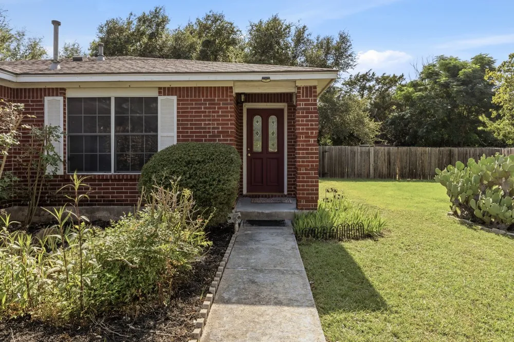 101 Presidio Drive Leander, TX 78641