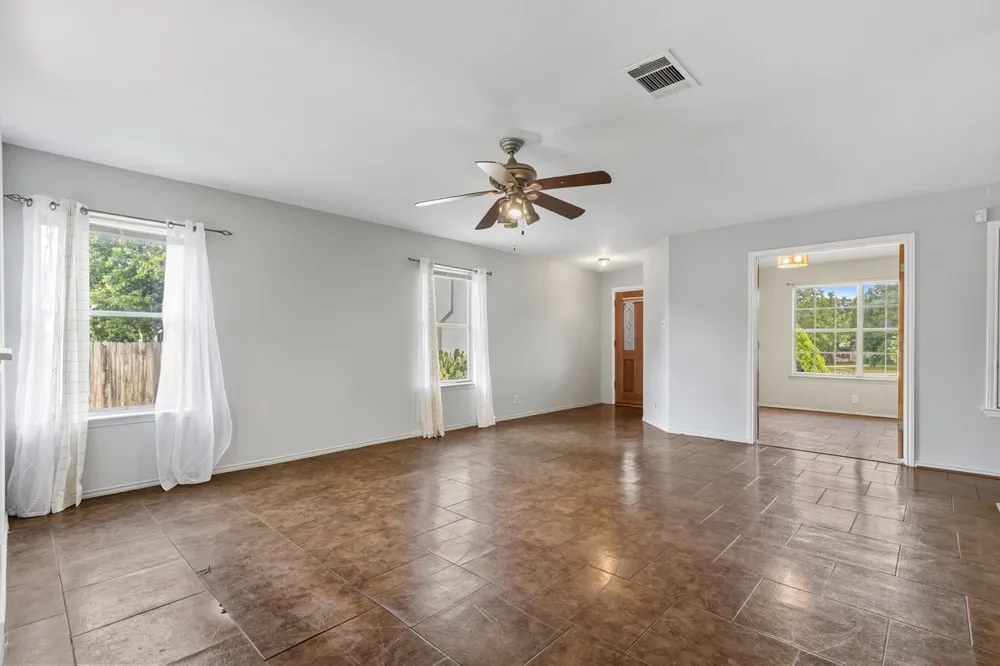 101 Presidio Drive Leander, TX 78641