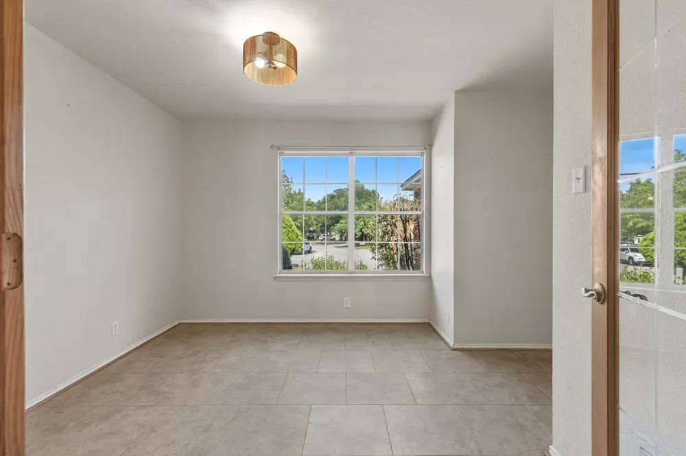 101 Presidio Drive Leander, TX 78641