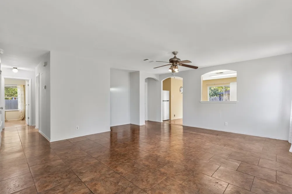 101 Presidio Drive Leander, TX 78641