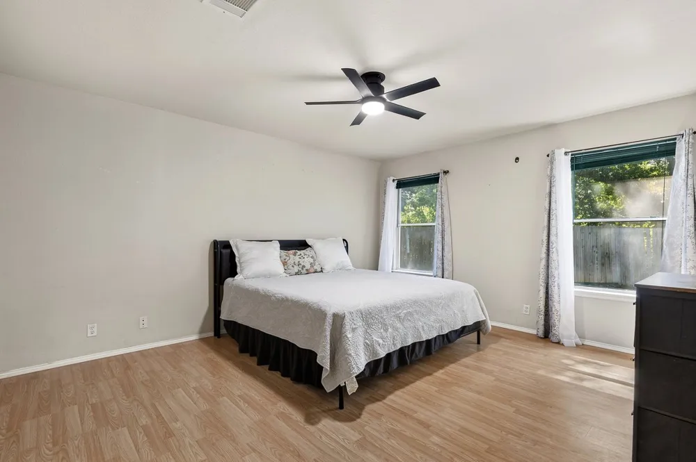 101 Presidio Drive Leander, TX 78641