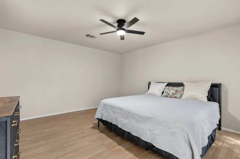 101 Presidio Drive Leander, TX 78641