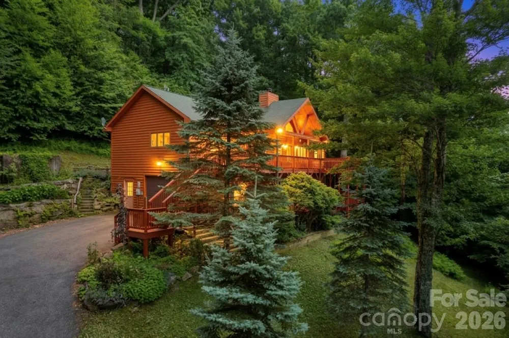 3182 El Miner Drive Mars Hill, NC 28754