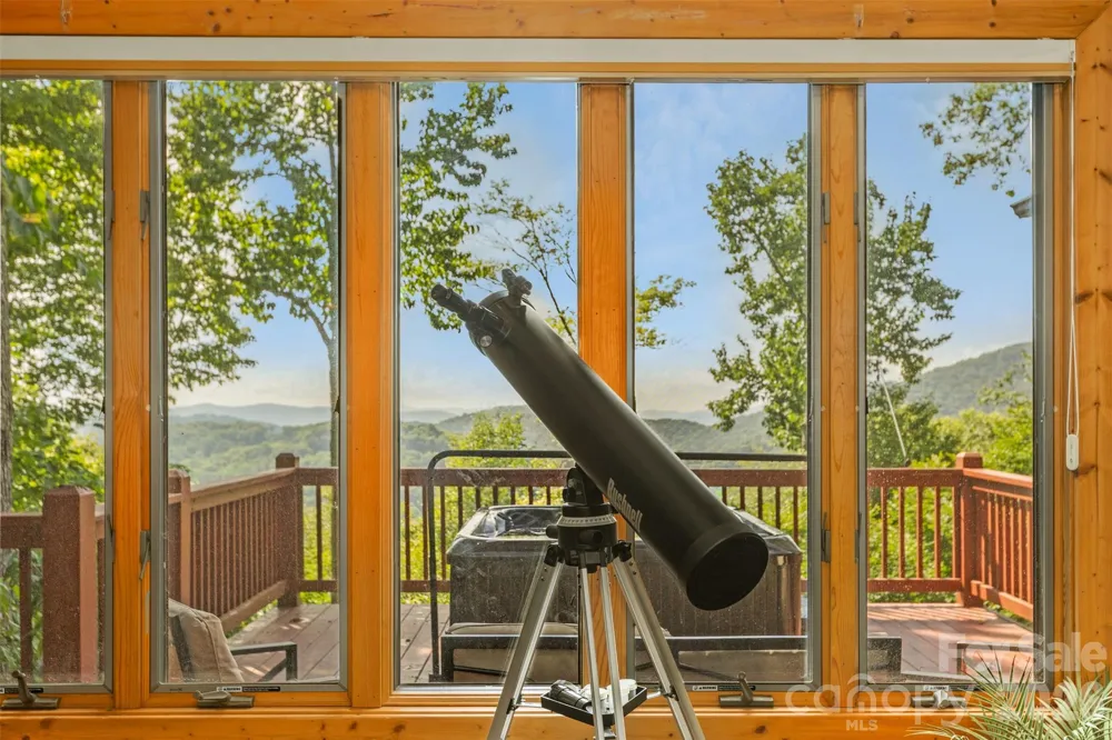 3182 El Miner Drive Mars Hill, NC 28754