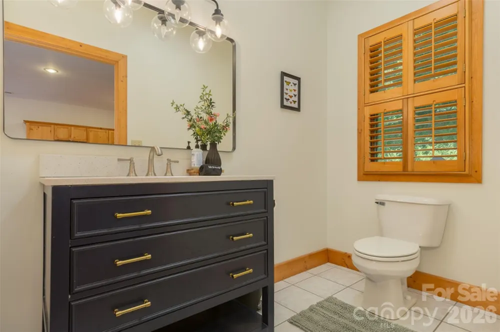 3182 El Miner Drive Mars Hill, NC 28754
