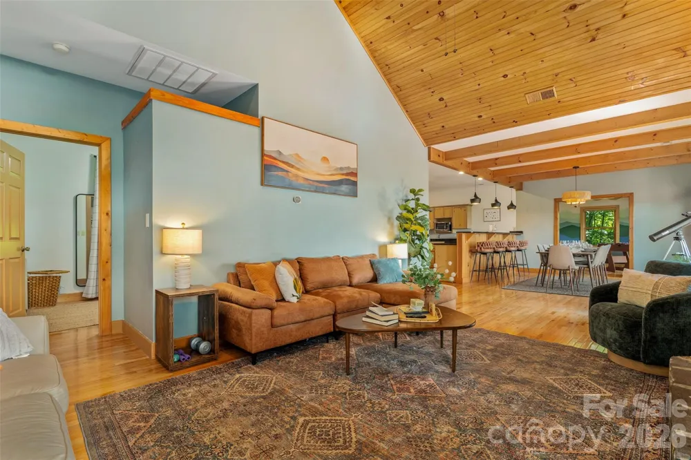 3182 El Miner Drive Mars Hill, NC 28754