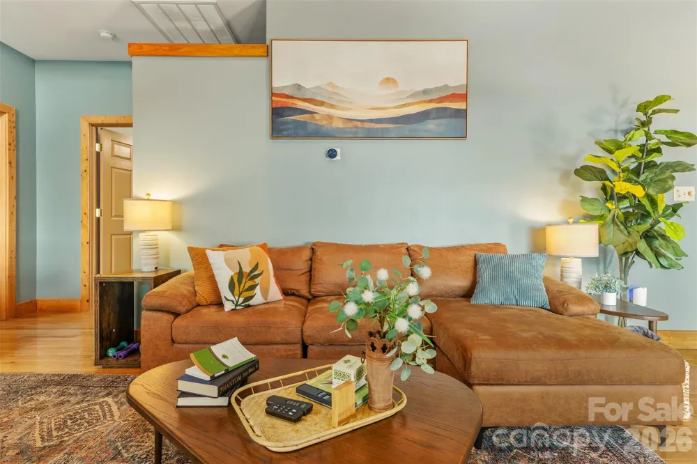 3182 El Miner Drive Mars Hill, NC 28754
