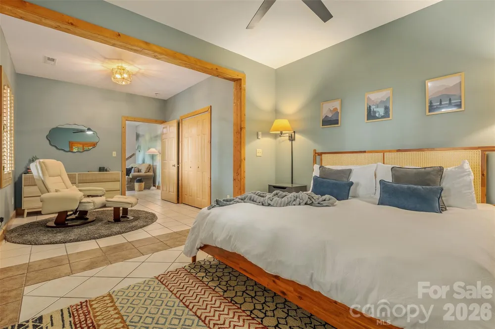 3182 El Miner Drive Mars Hill, NC 28754