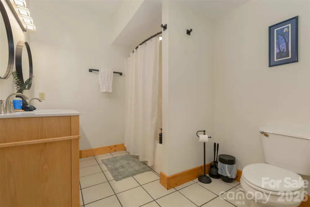 3182 El Miner Drive Mars Hill, NC 28754