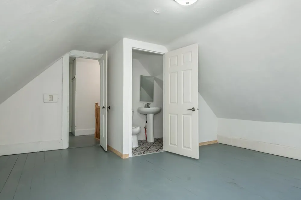 247 North Street Fountain City, WI 54629