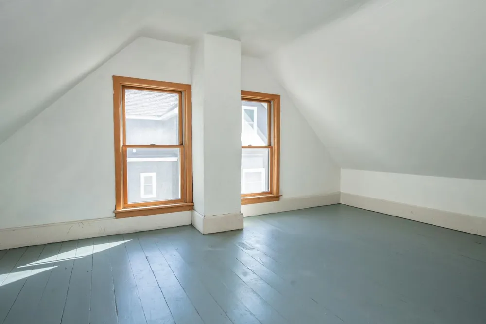 247 North Street Fountain City, WI 54629
