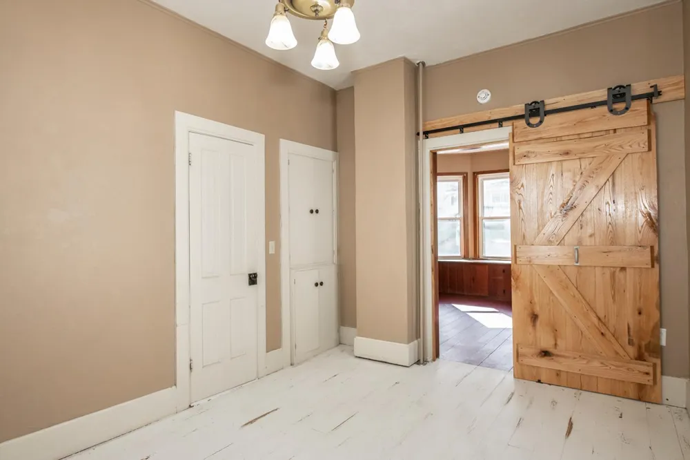 247 North Street Fountain City, WI 54629