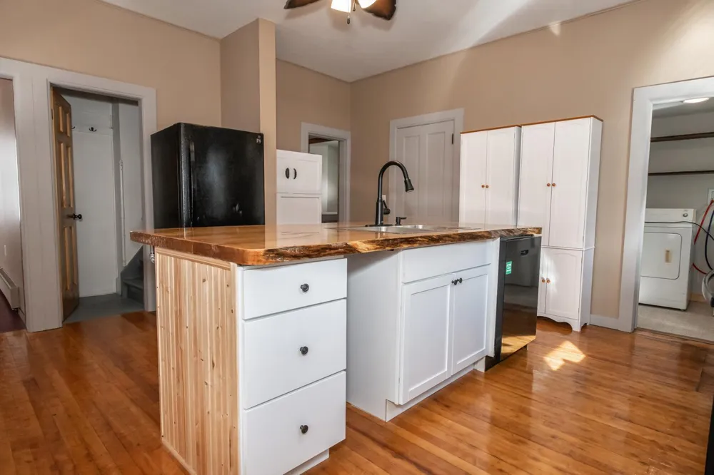 247 North Street Fountain City, WI 54629