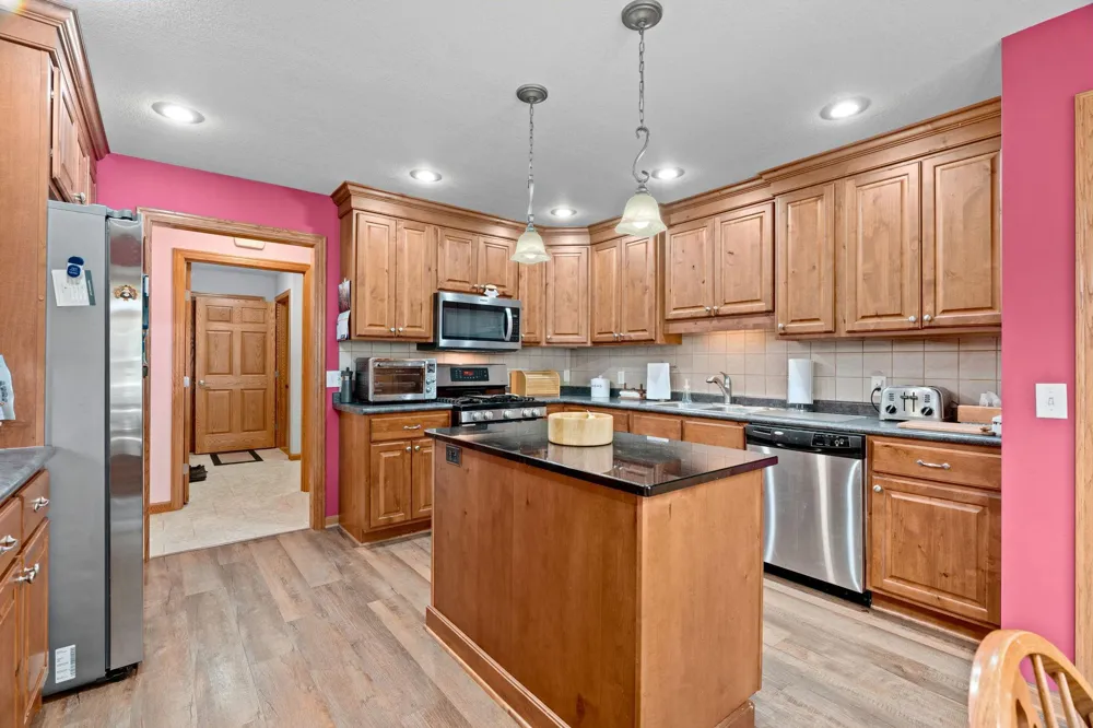35084 Hinckley Road Hinckley, MN 55037
