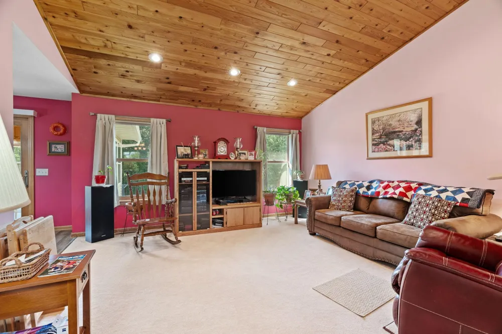 35084 Hinckley Road Hinckley, MN 55037