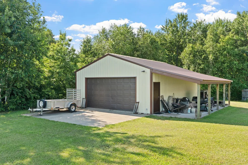 35084 Hinckley Road Hinckley, MN 55037