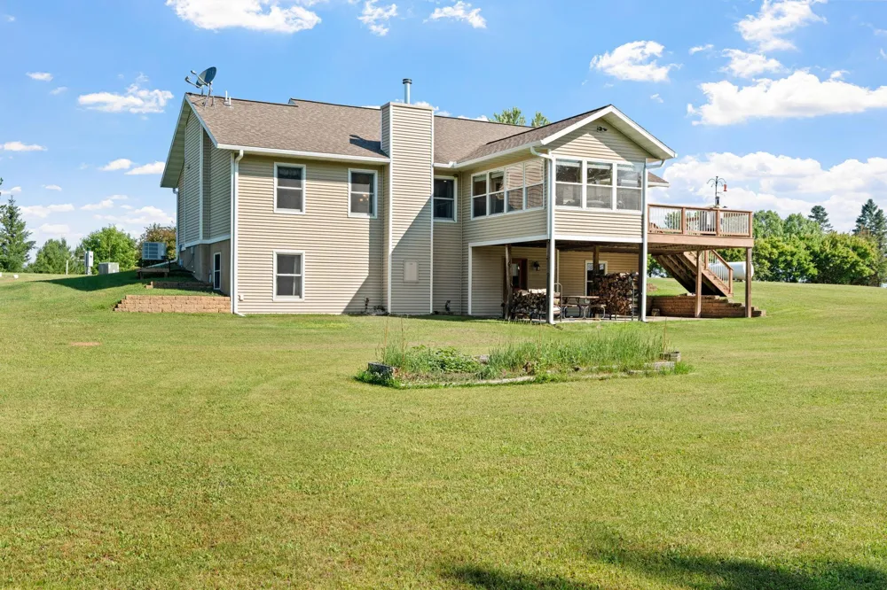 35084 Hinckley Road Hinckley, MN 55037