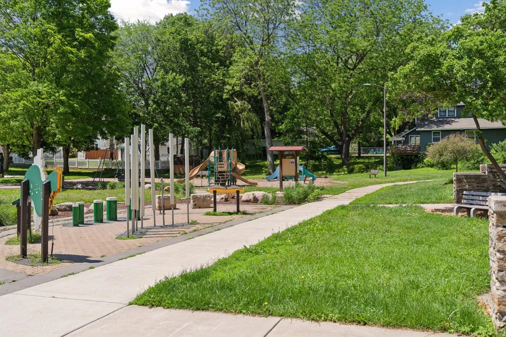 1900 Dundas Boulevard Northfield, MN 55019