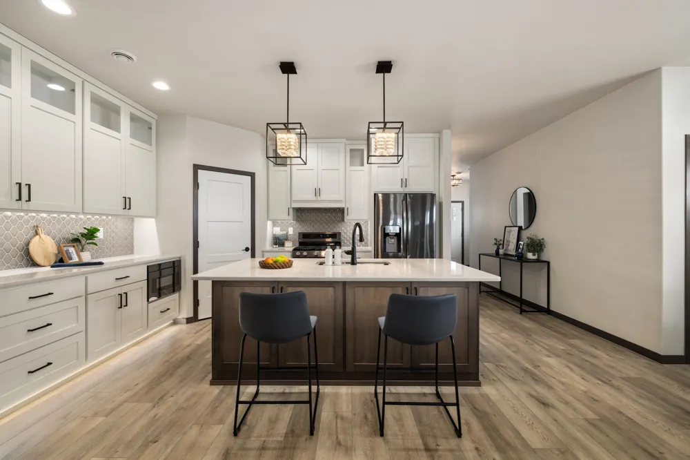 927 Maple Street Kindred, ND 58051