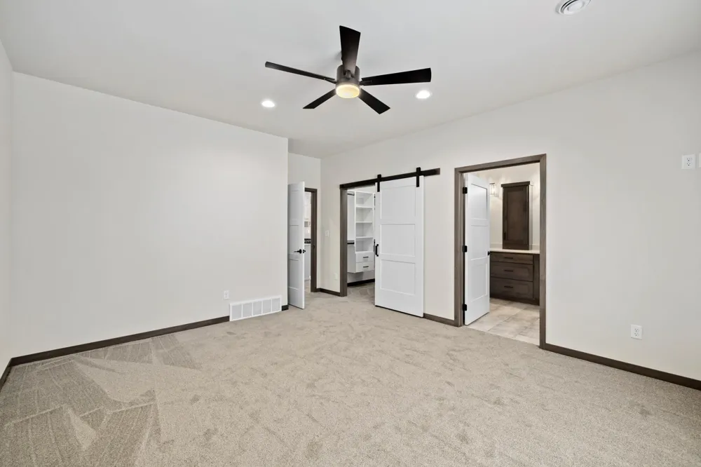 927 Maple Street Kindred, ND 58051