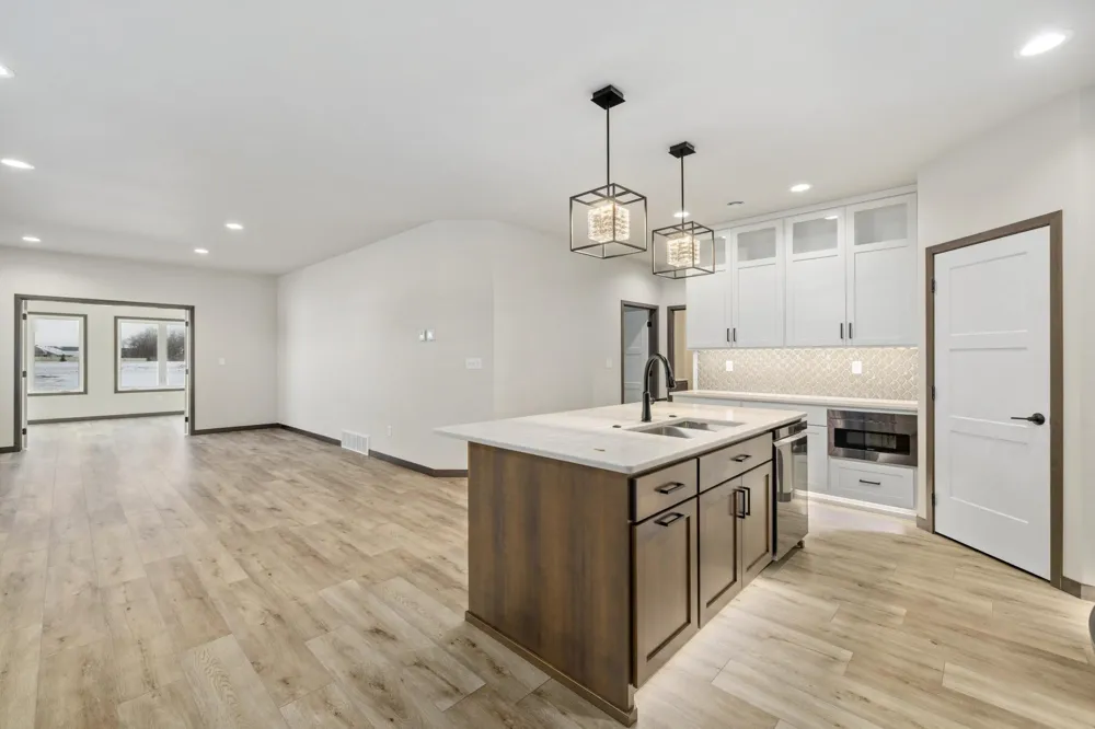 927 Maple Street Kindred, ND 58051