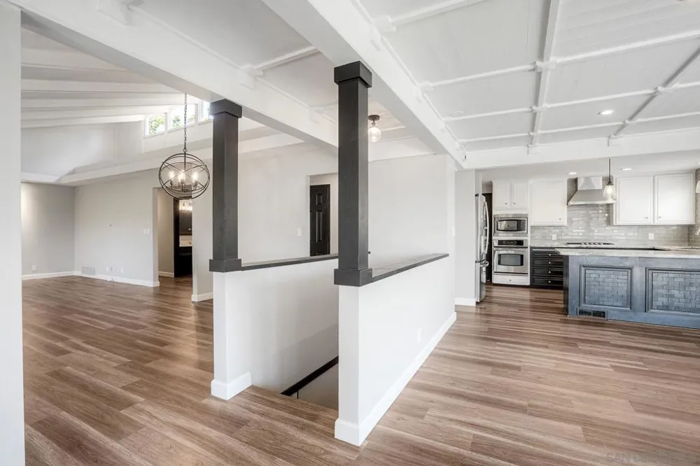 4807 Sunrise Valley Dr El Cajon, CA 92020