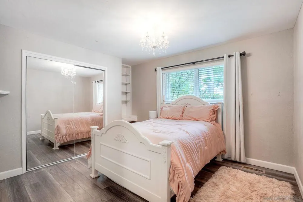 4807 Sunrise Valley Dr El Cajon, CA 92020