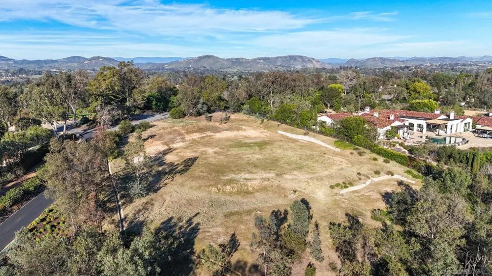 5281 La Glorieta Rancho Santa Fe, CA 92067