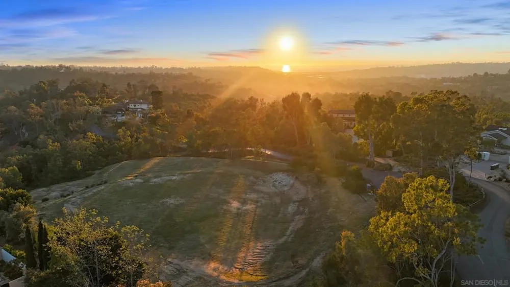 5281 La Glorieta Rancho Santa Fe, CA 92067